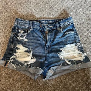 American Eagle Distressed Mom Short Size 4